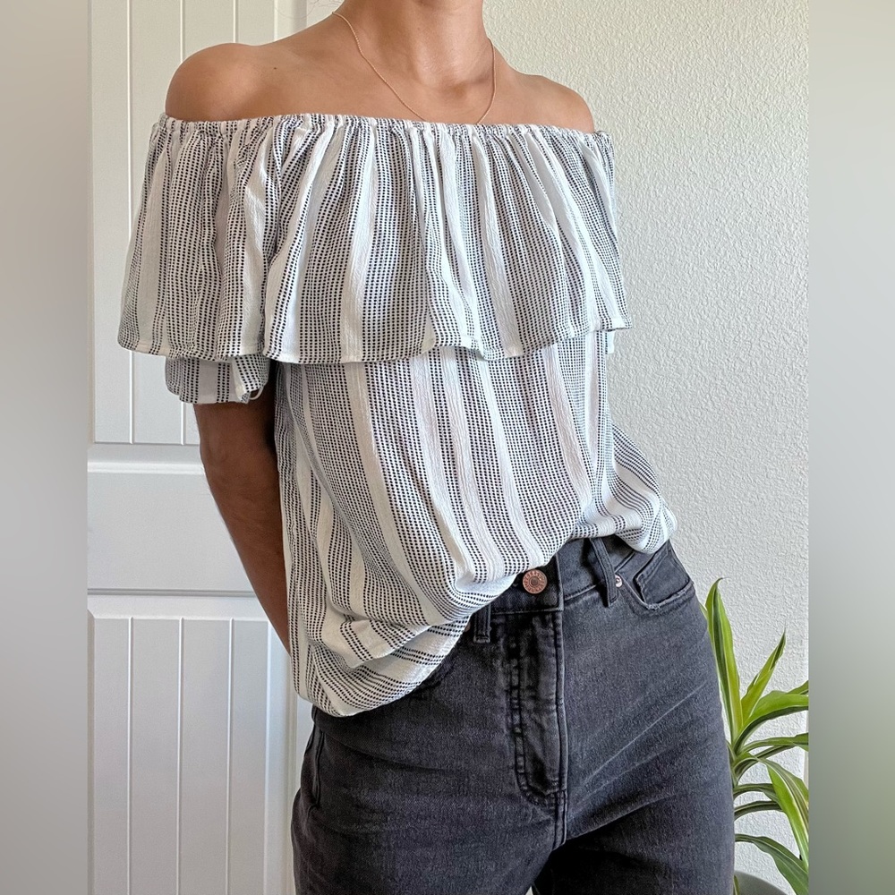Tramp - Dotted Stripes Ruffle Off The Shoulder Top
